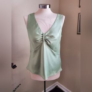 PREVIEW INTERNATIONAL light green top size medium